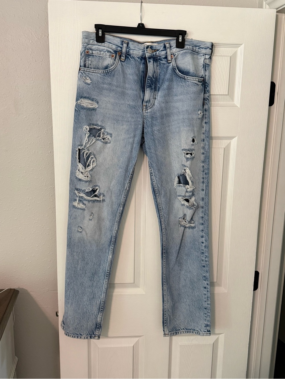 Zara Light Blue Ripped Slim-Straight Jeans